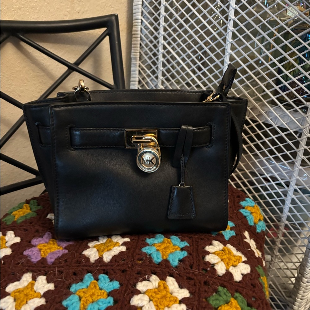 Black Michael Kors Women's Bag - Picture 5 of 16